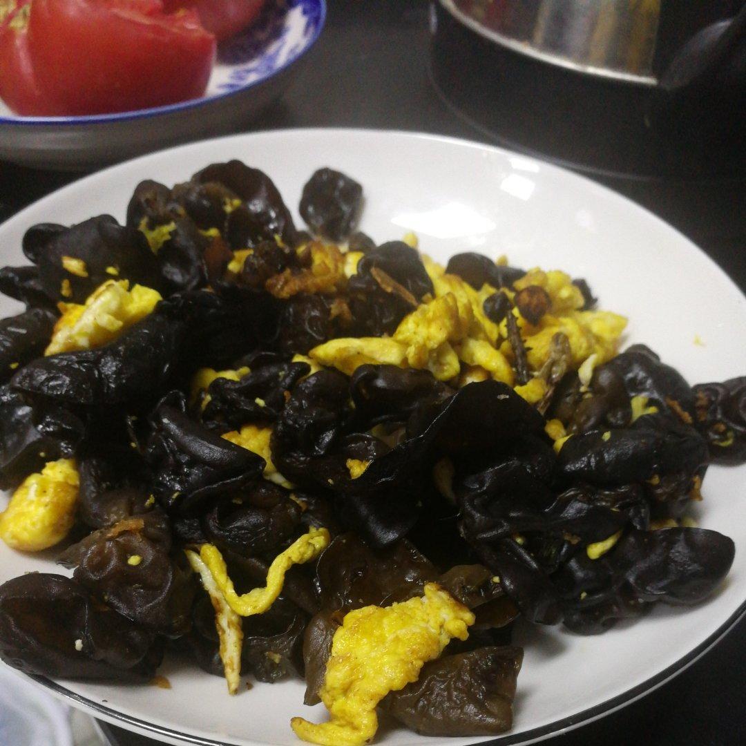 黑木耳鸡蛋，木耳肉片（普版，美善品小美食谱，木耳泡发小技巧，肉片怎么滑嫩技巧）减脂餐