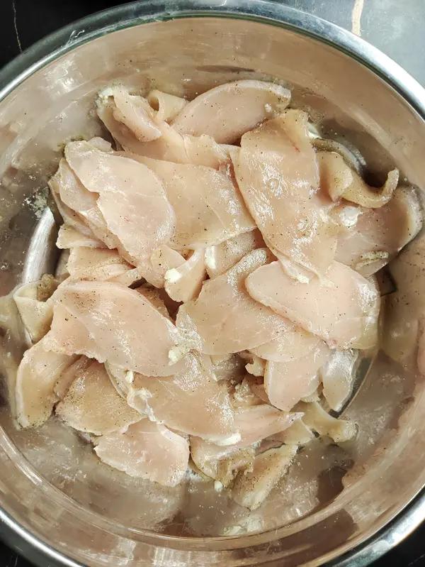 火锅鸡胸嫩肉片 水煮肉片  火锅涮鸡腿