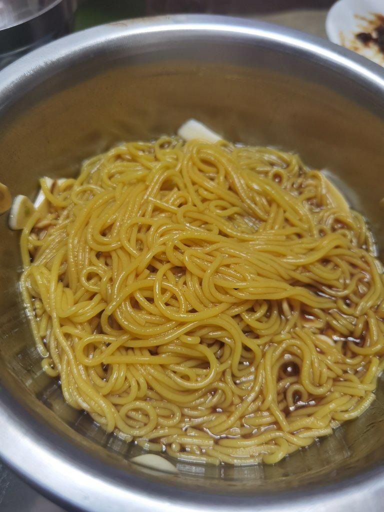 蒜面条