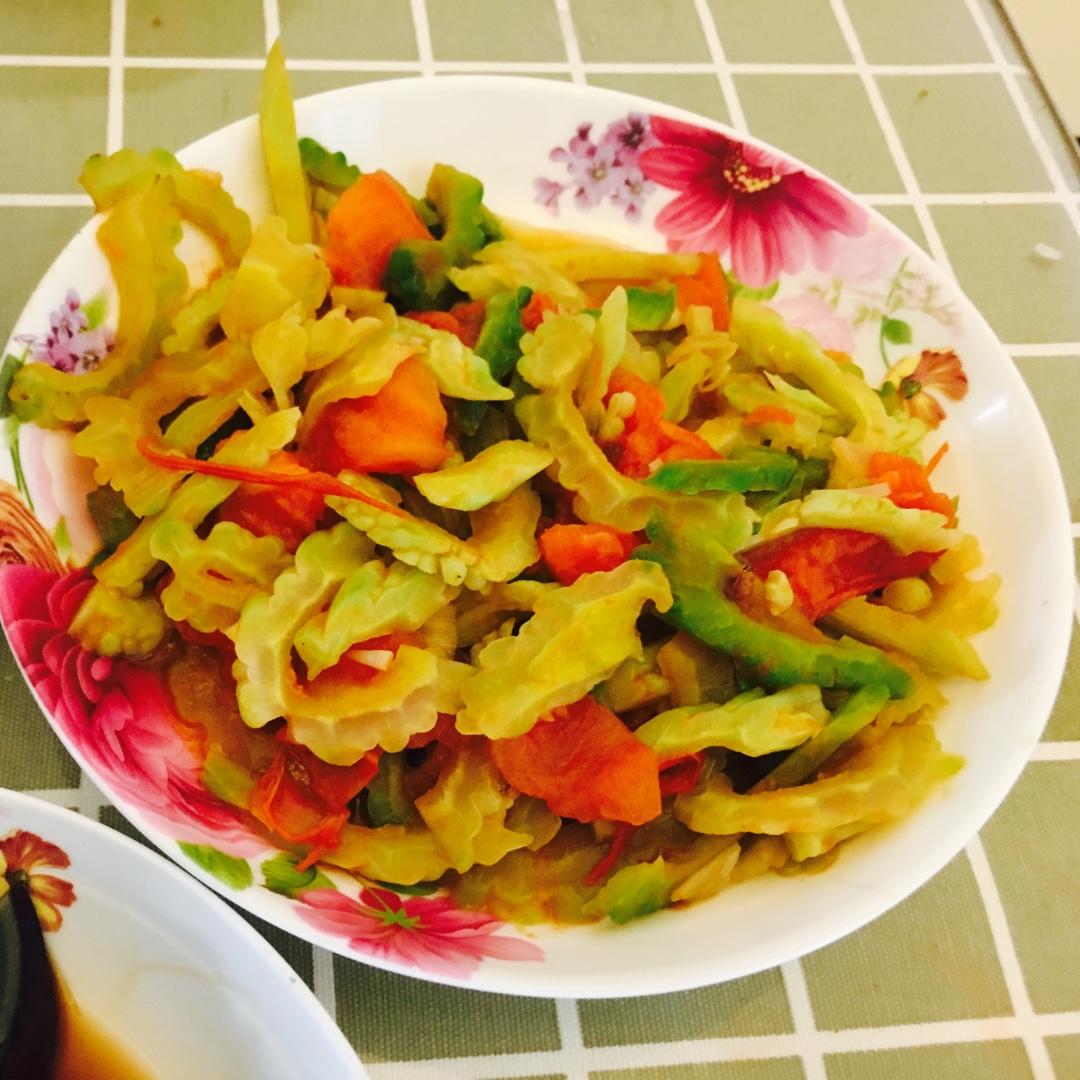 西红柿炒苦瓜