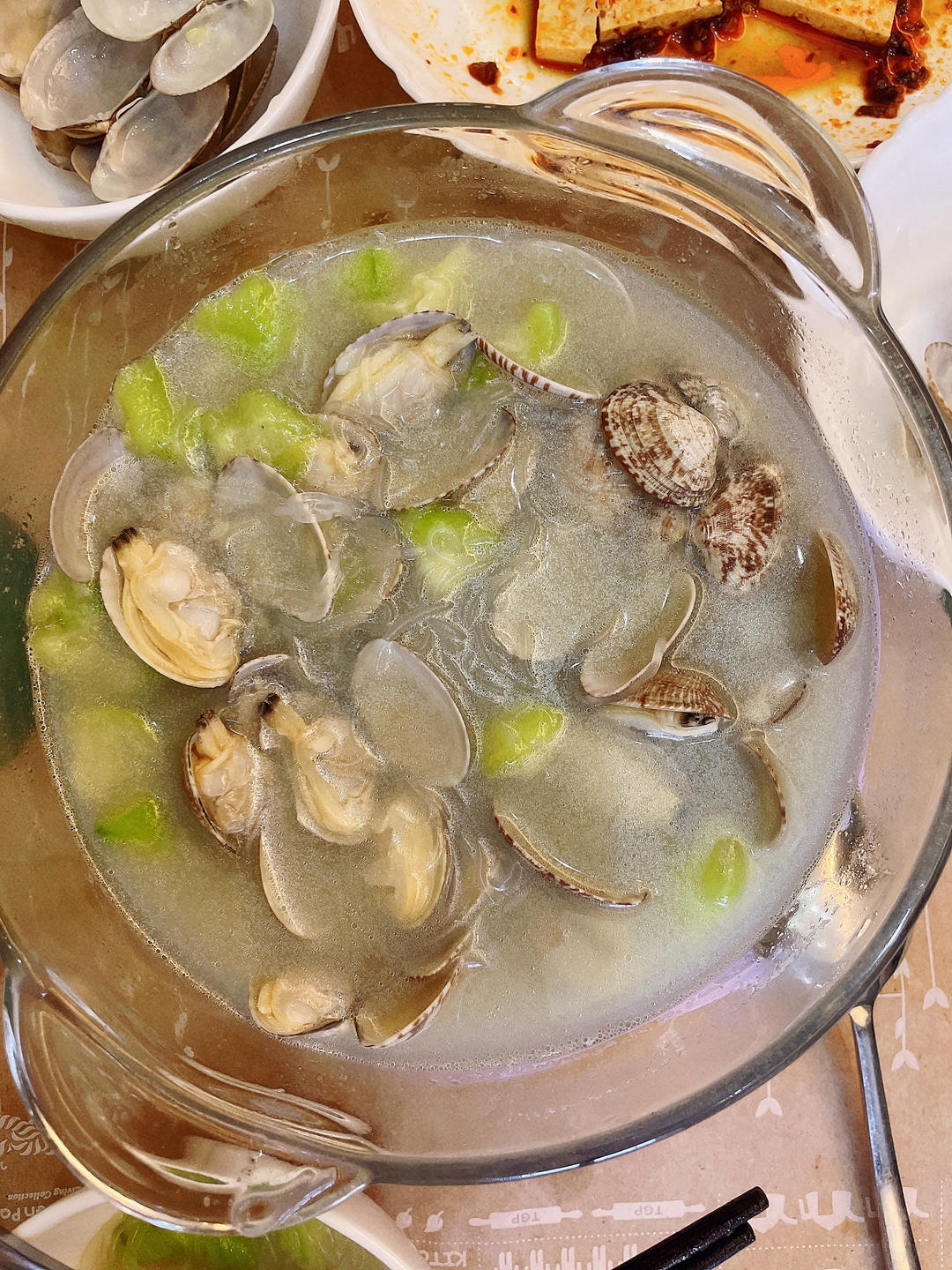清热解燥•丝瓜蛤蜊汤•减脂友好