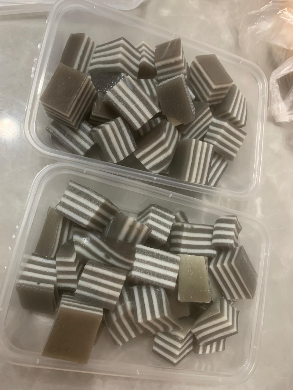 黑芝麻千层糕