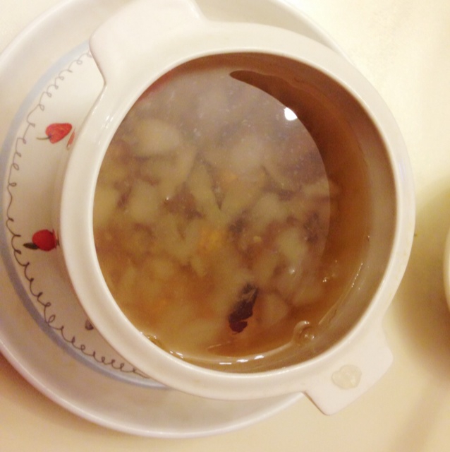 雪蛤银耳红枣汤