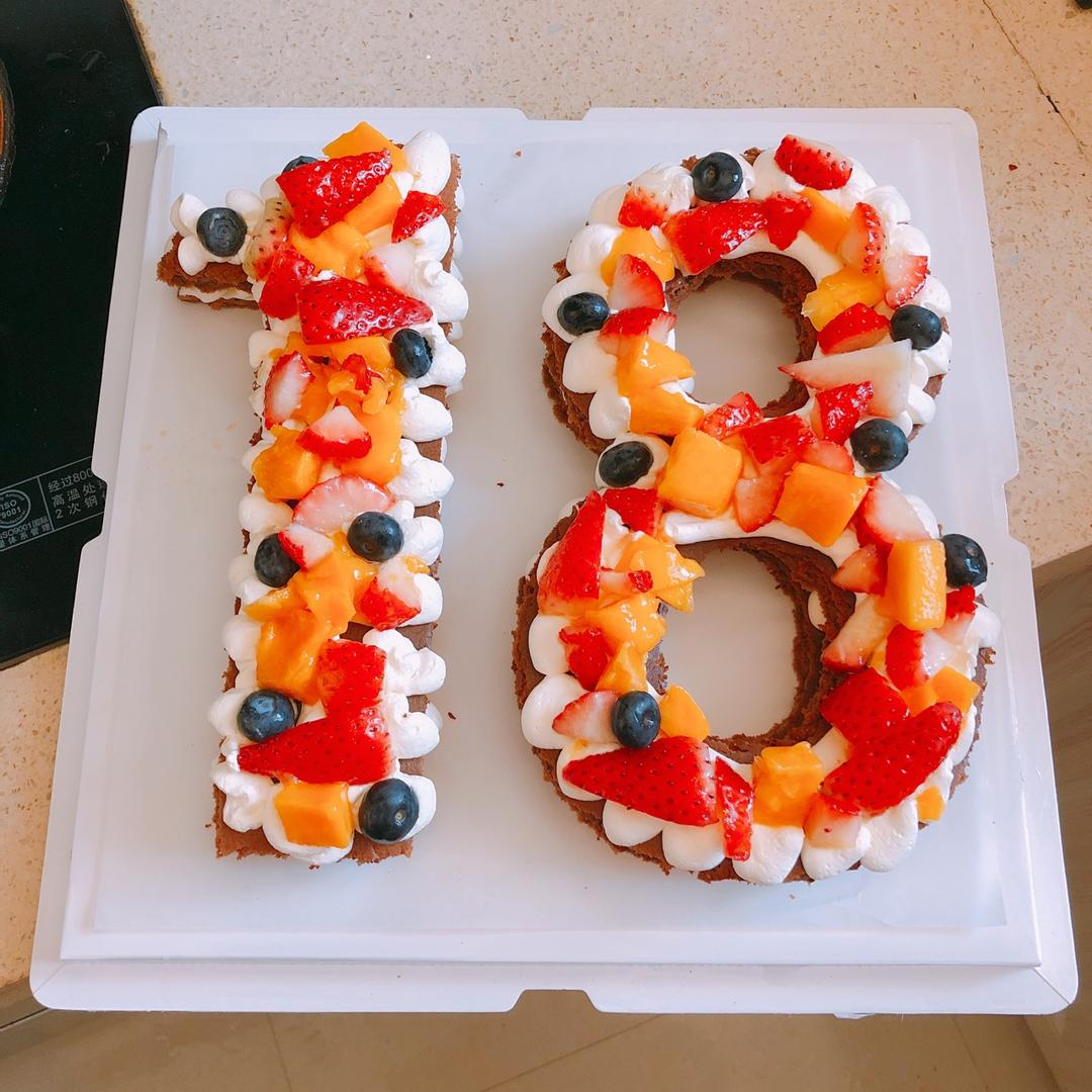 徐哆哆瘦瘦瘦做的数字蛋糕