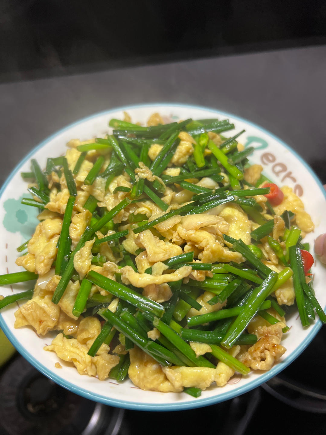 韭菜花炒鸡蛋