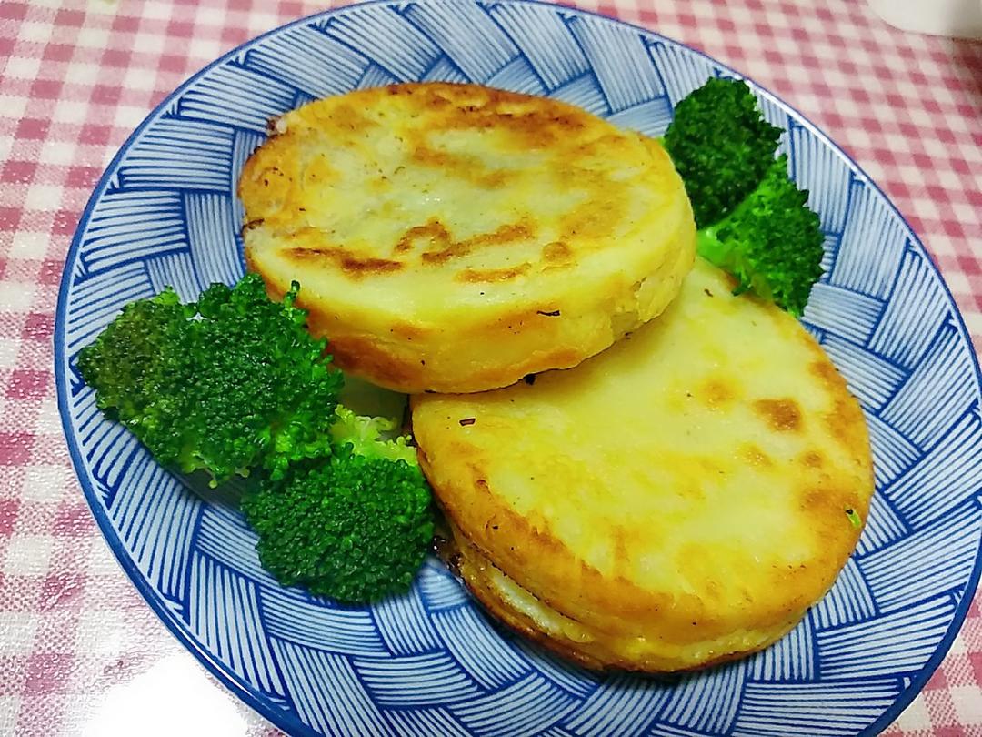 早餐霸王~沉甸甸鸡蛋汉堡