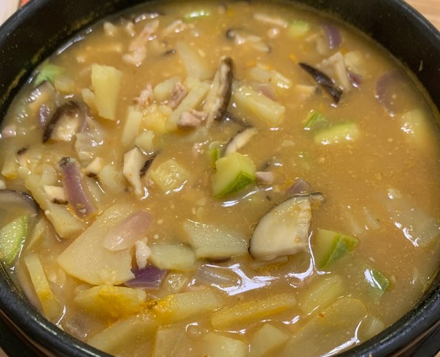 韩式石锅大酱汤
