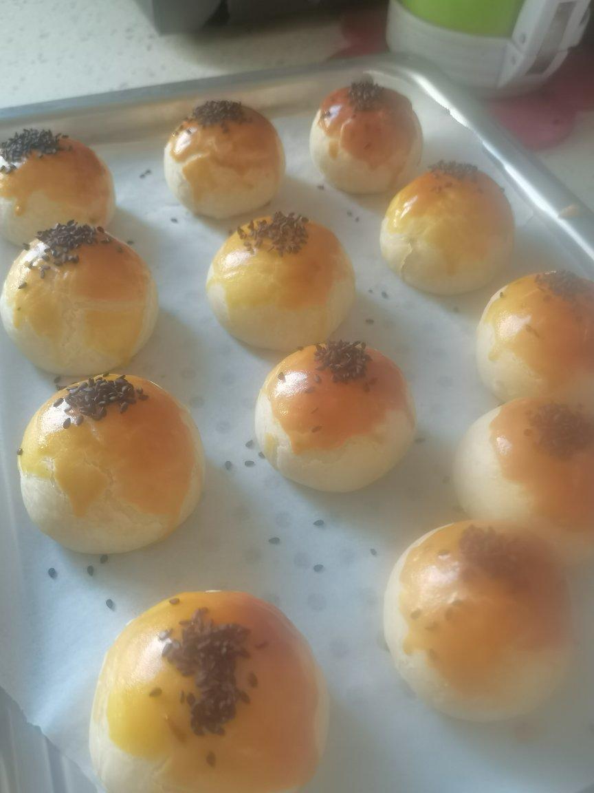 复制街头火爆的紫米酥饼