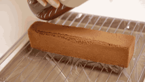 【i烘焙】巧克力装饰蛋糕的做法 步骤25