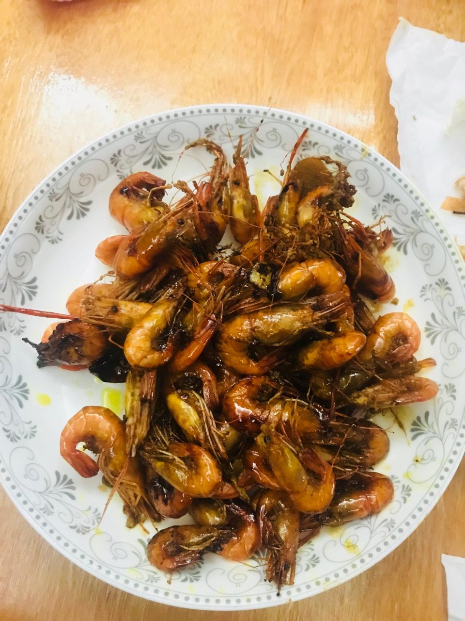 油爆河虾