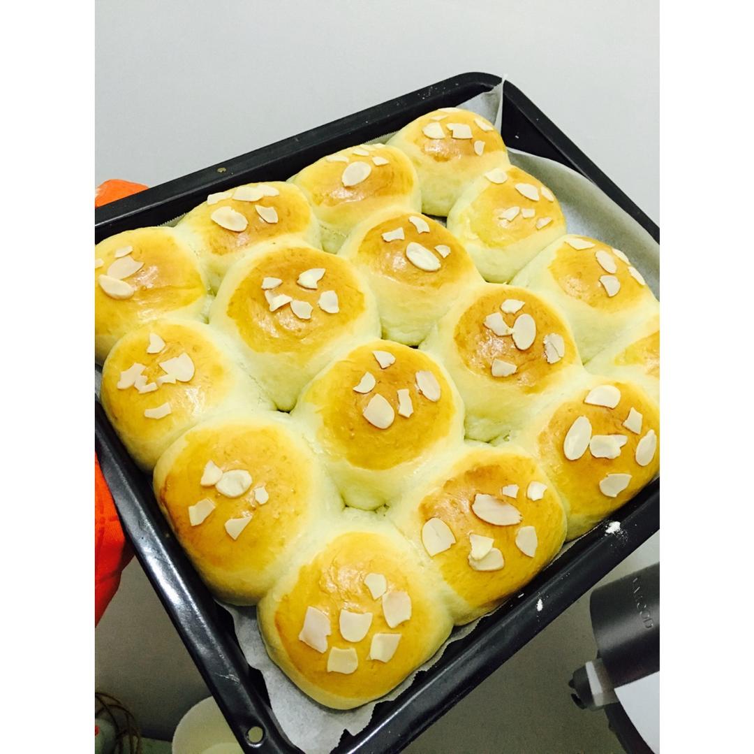 淡奶油软面包