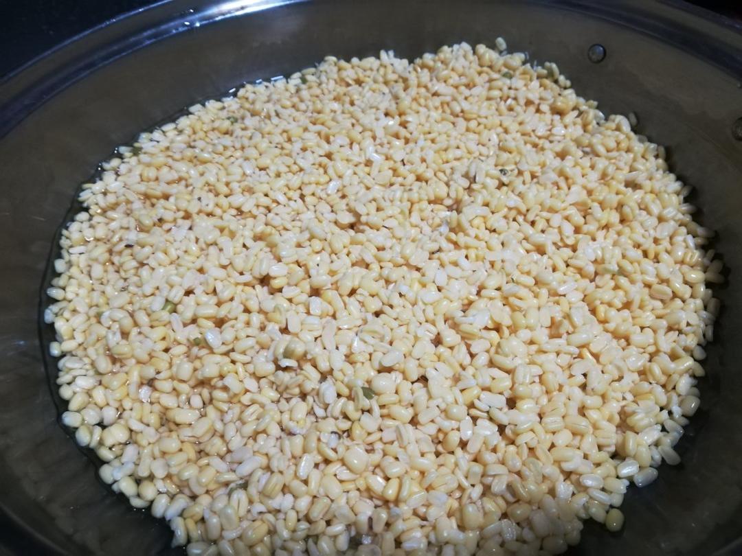 绿豆脱皮（最省劲的方法）