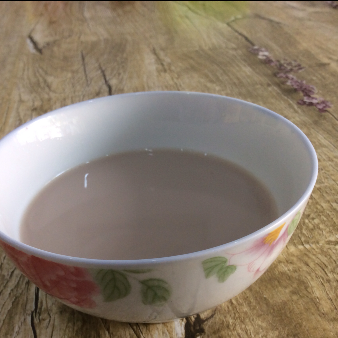 浓浓的锅煮奶茶