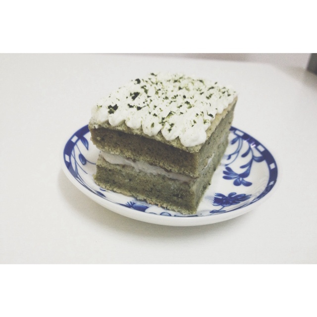 超简单完美戚风蛋糕（6寸2蛋）附打发、翻拌、脱模视频