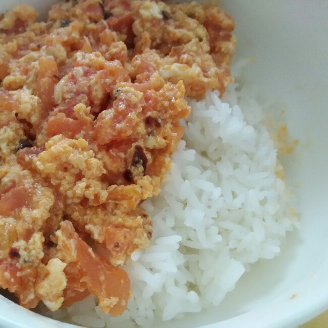 宝宝私房菜——番茄肉末蛋羹（配软米饭）