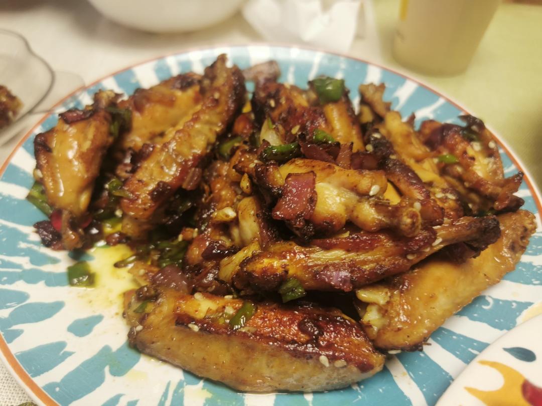 网红菜～好吃到嗦手指的蒜香鸡翅