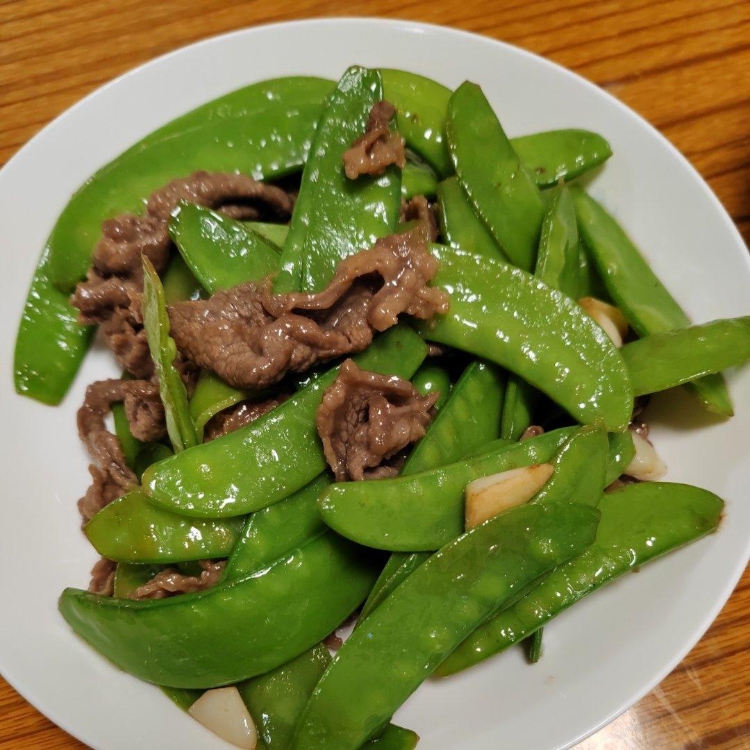 嫩炒牛肉片～～简单快手菜