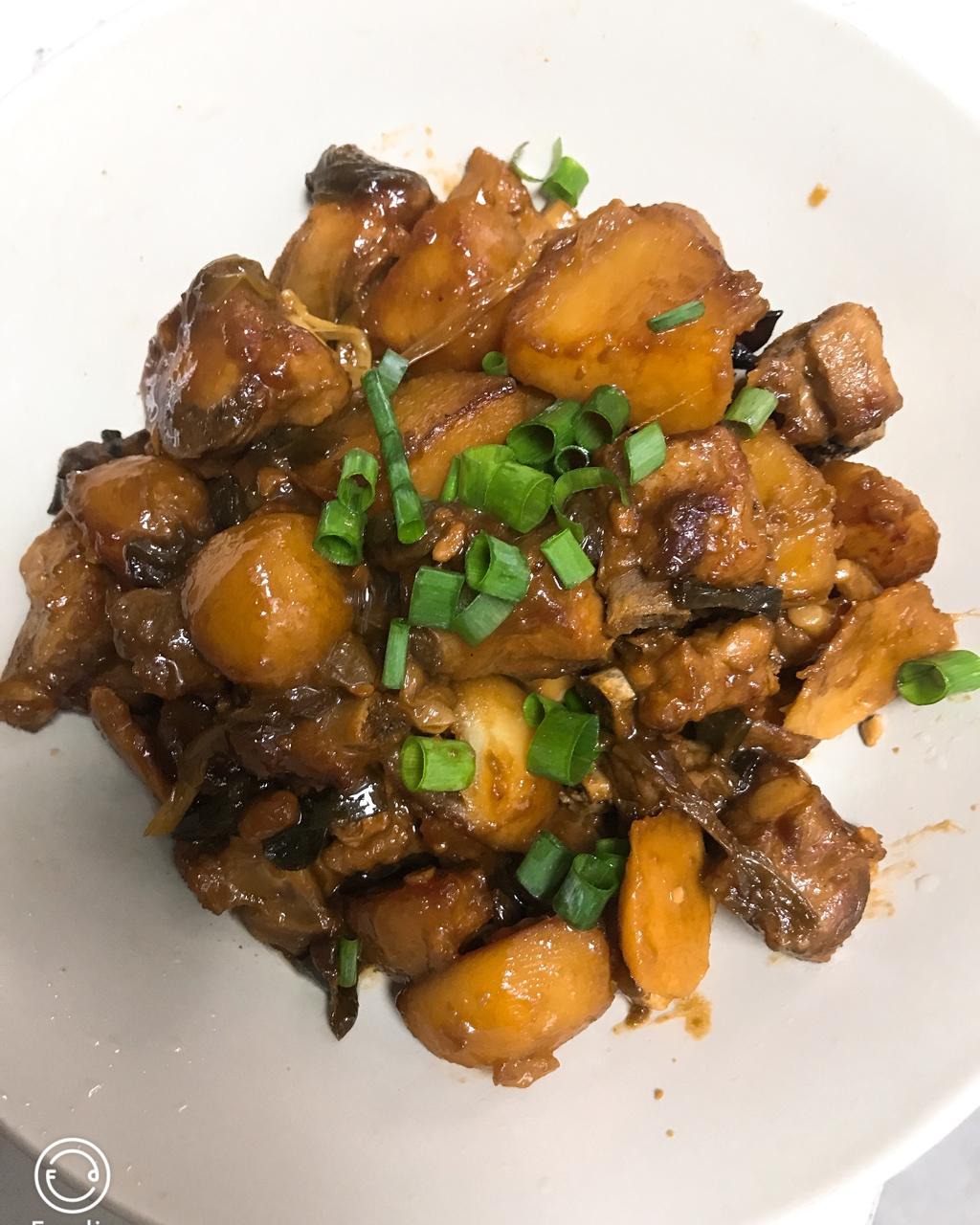 土豆烧排骨