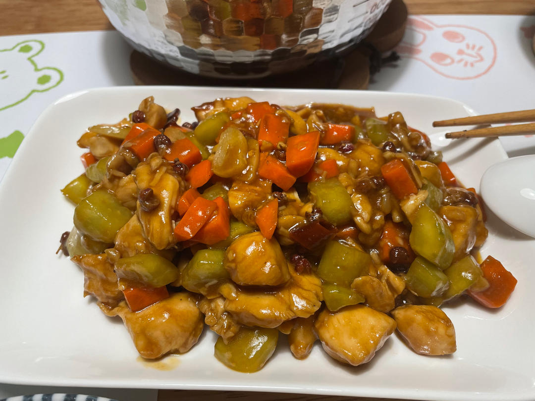 宫爆腰果鸡丁