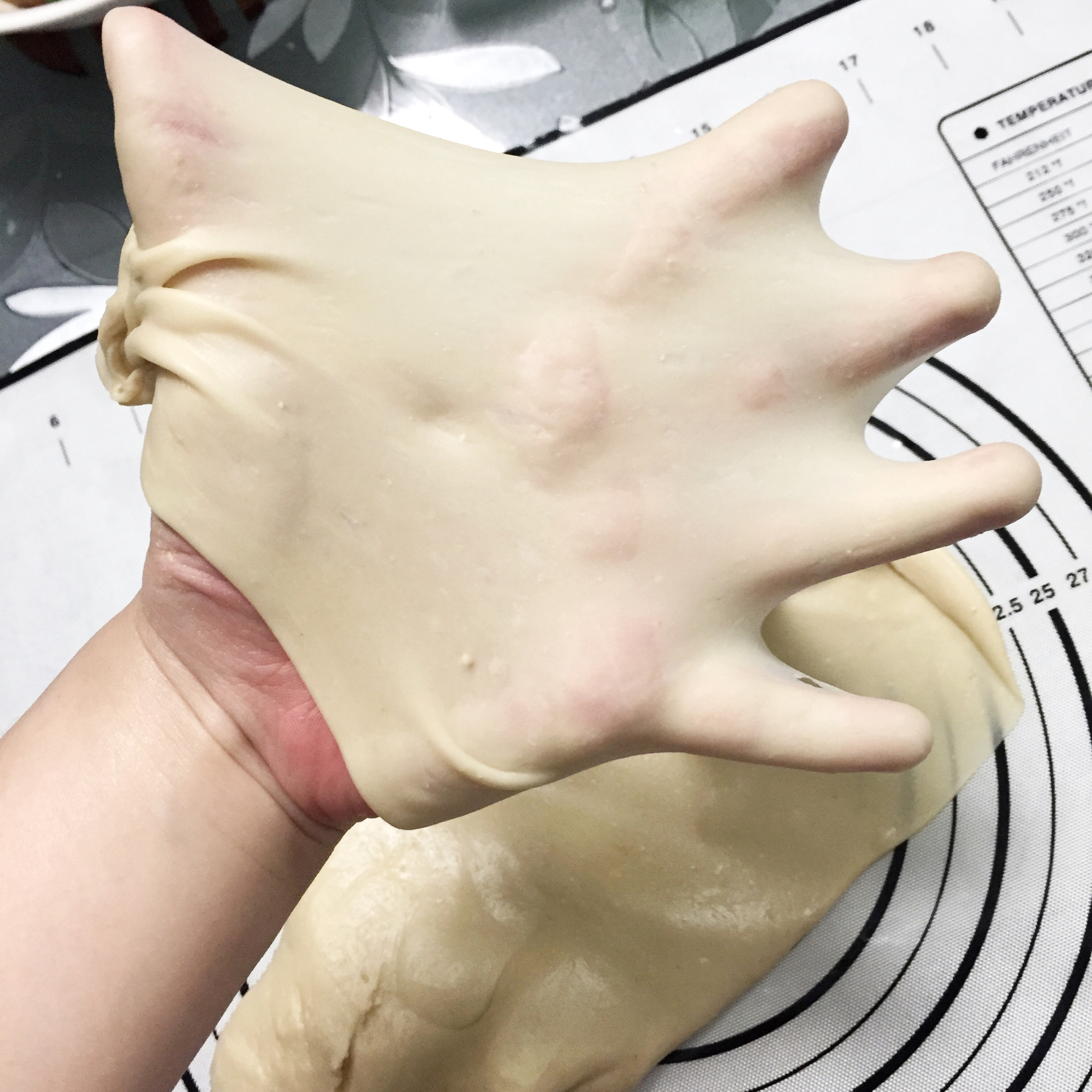 快速十五分钟揉出手套膜