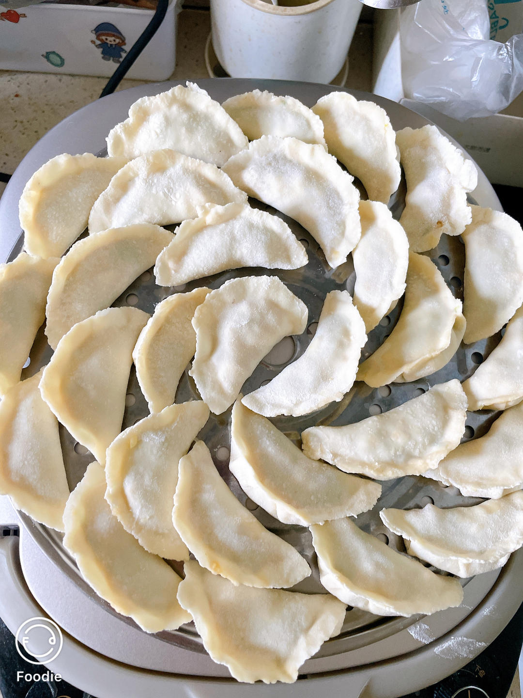 西葫芦鸡蛋虾仁三鲜饺子