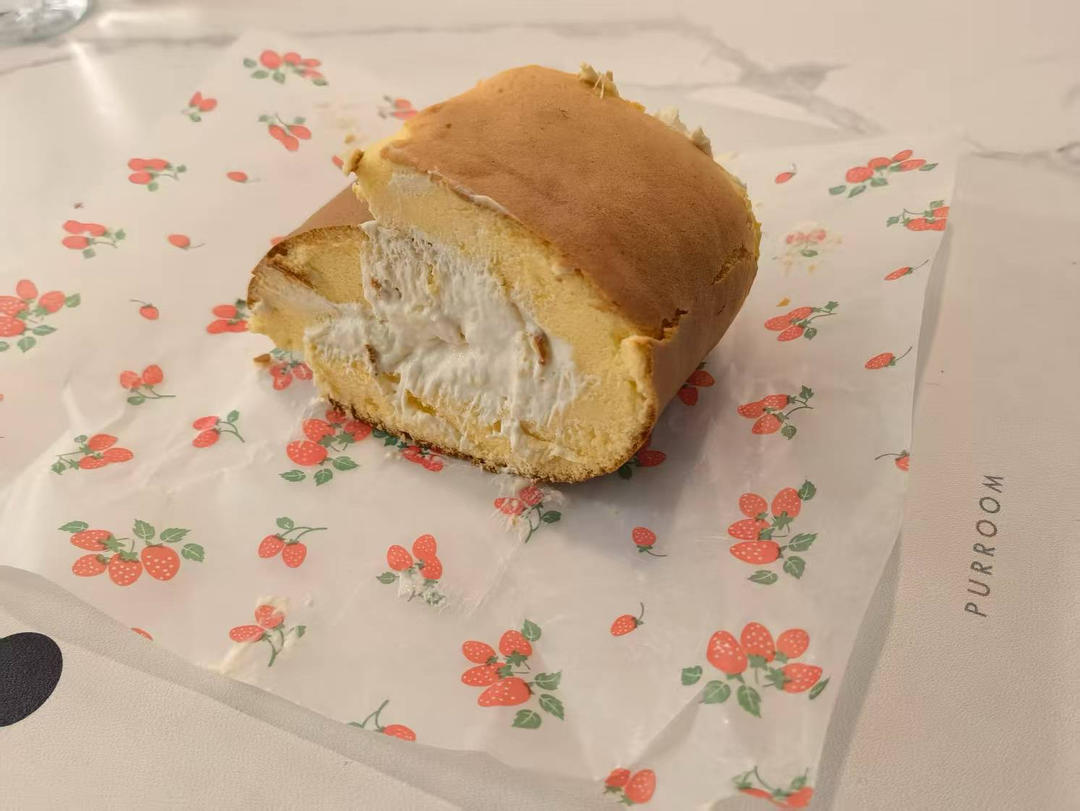 一口满满榴莲肉的榴莲多多奶油卷+不失败的O型卷卷法/蛋糕篇6：「厚卷」