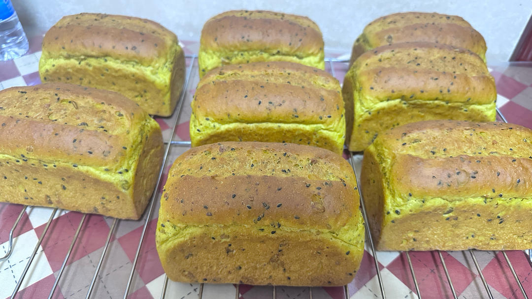 软绵香醇的南瓜吐司