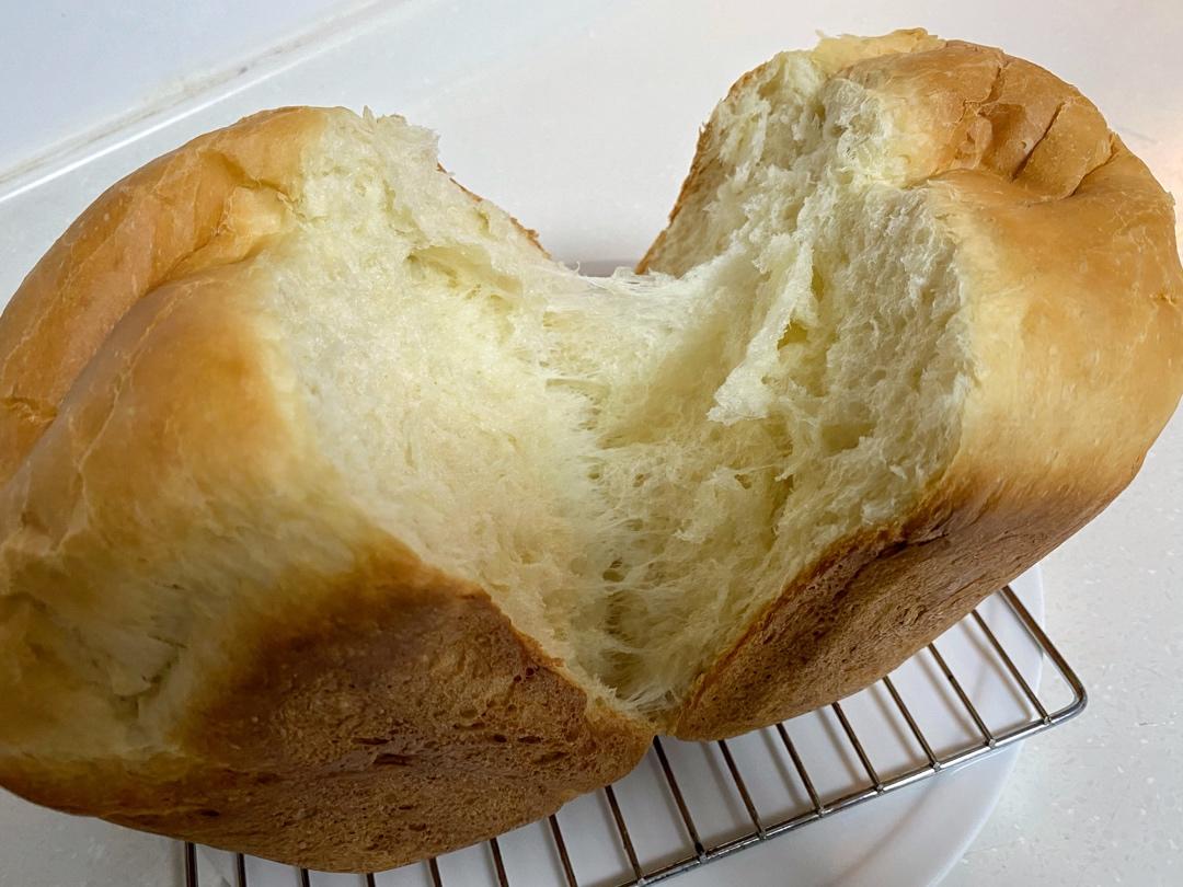 吃过这个黄油面包Brioche，你很难再爱上街边蛋糕店的面包店