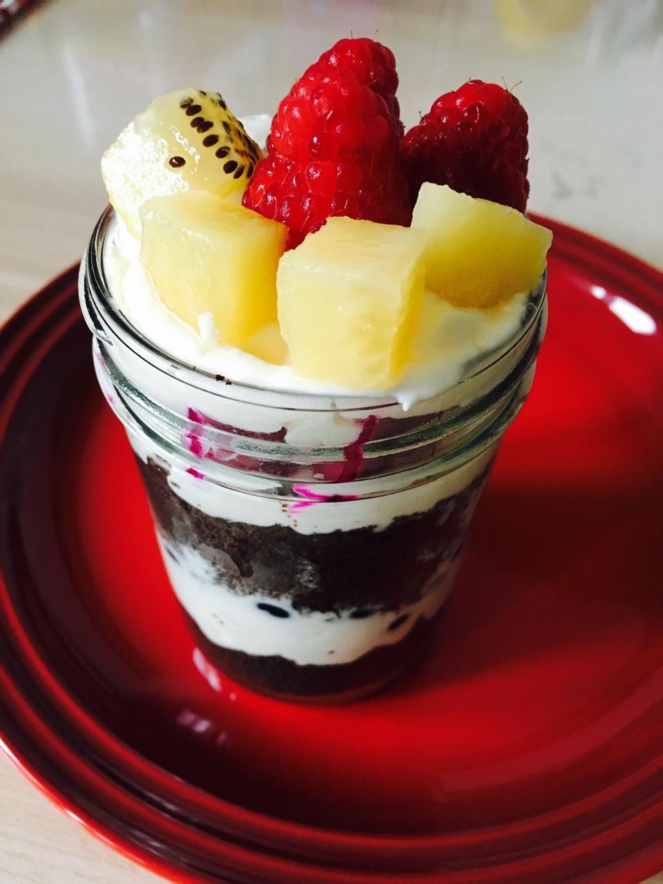 奥利奥酸奶水果杯