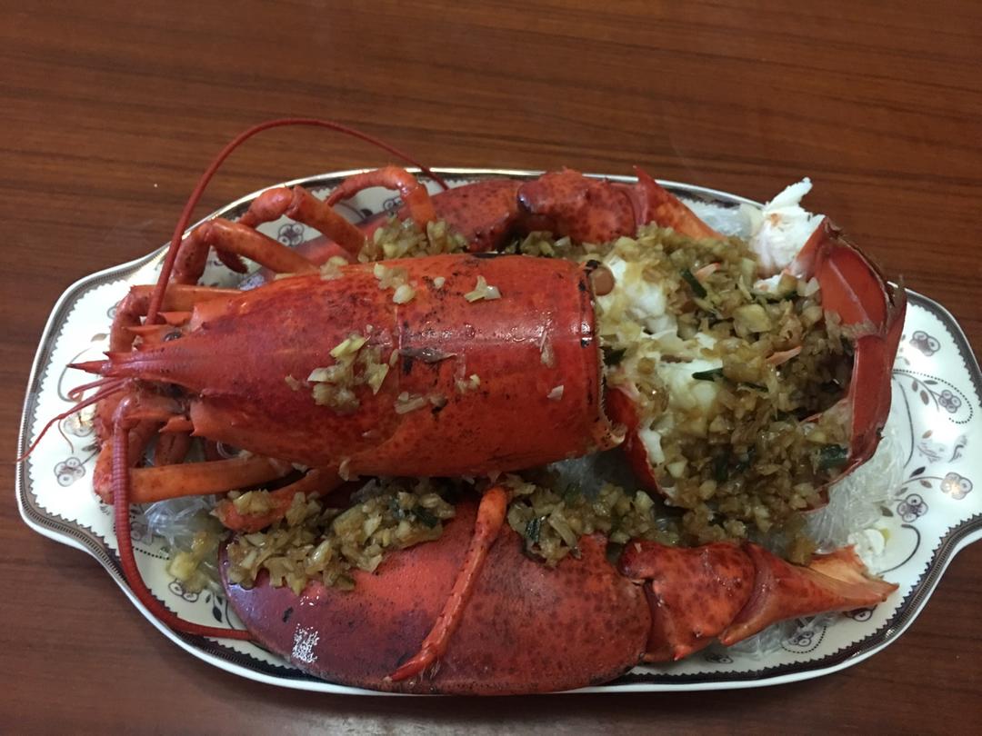 蒜蓉粉丝蒸龙虾