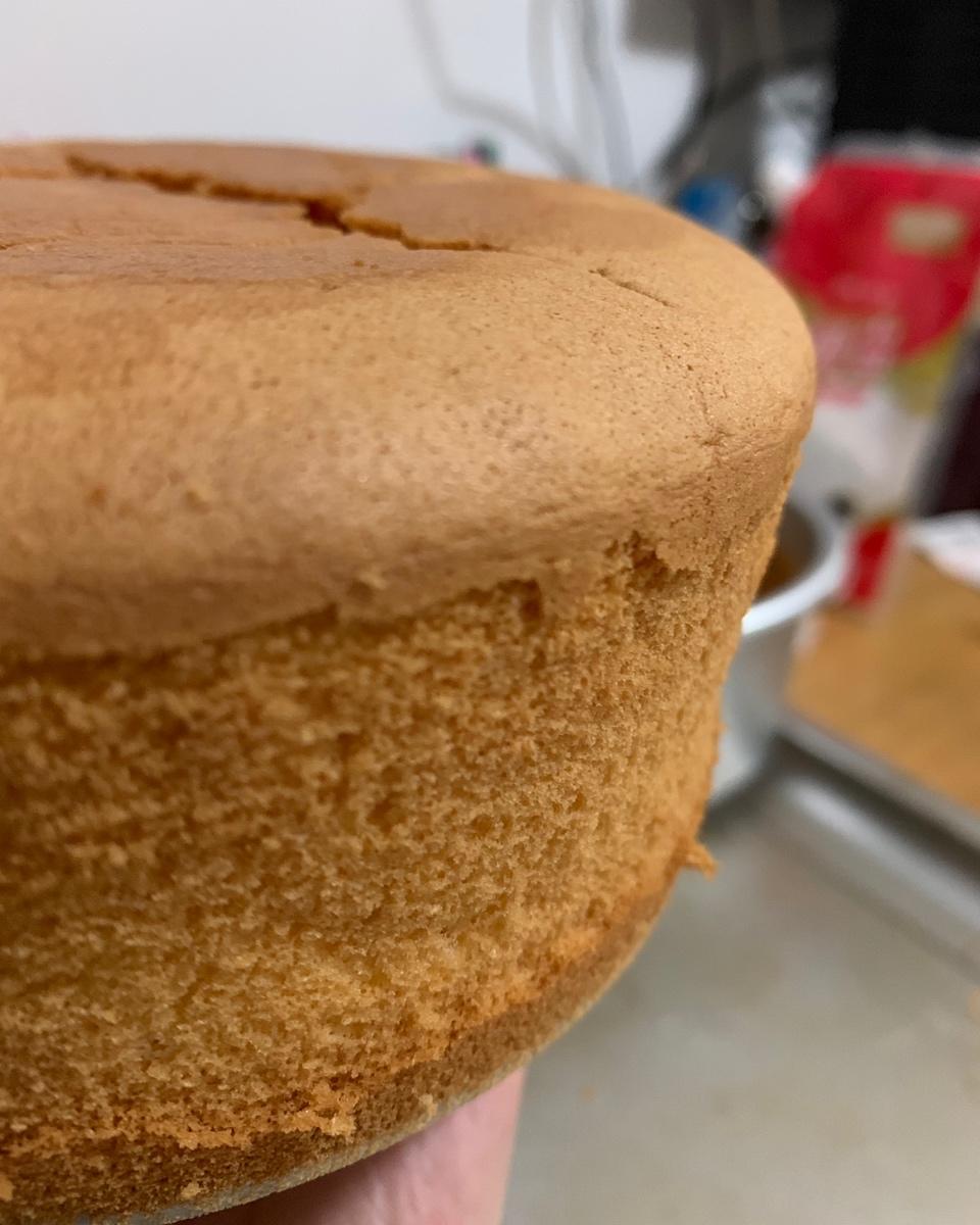 《Tinrry+》戚风蛋糕（6寸配方）（基础、超详细教程）