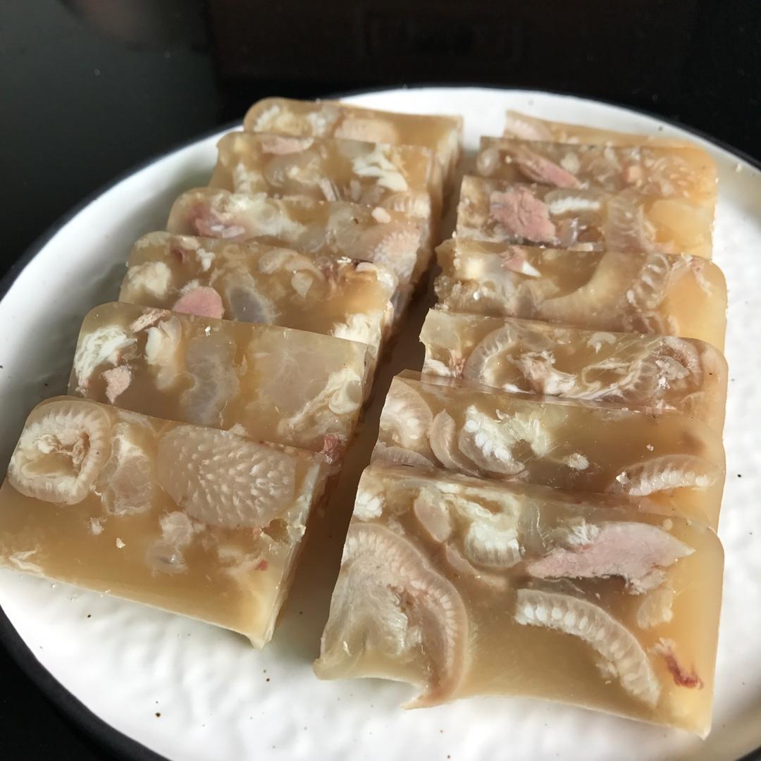 wupeiyu做的堂妈教你做年夜饭必吃———猪蹄冻