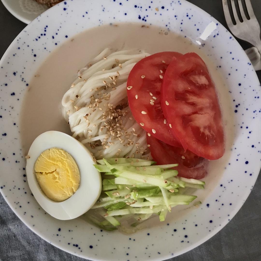 清凉韩国豆浆面