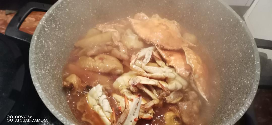 胖哥俩肉蟹煲