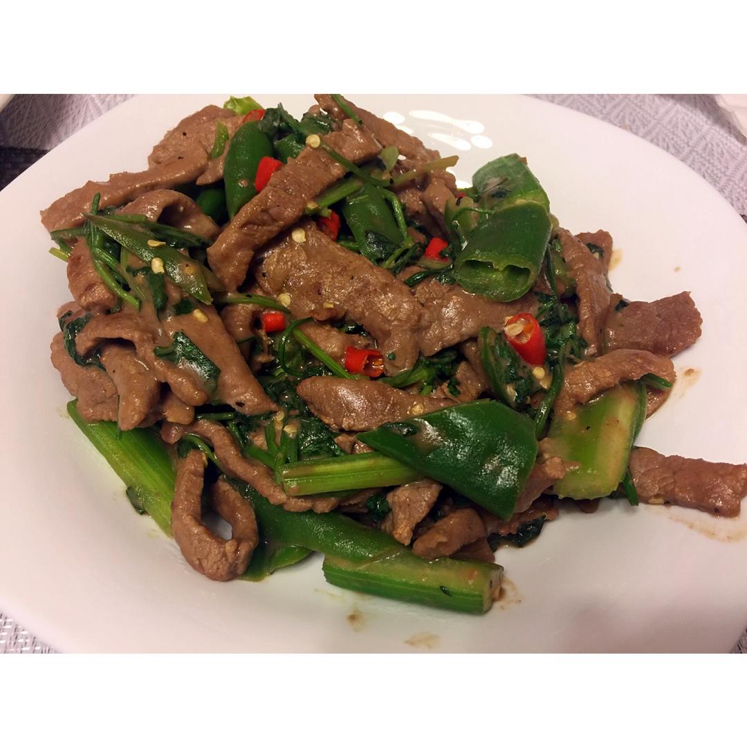 小炒黄牛肉