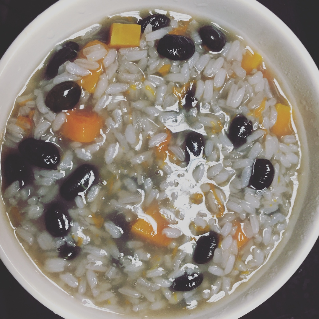 黑豆糯米南瓜粥