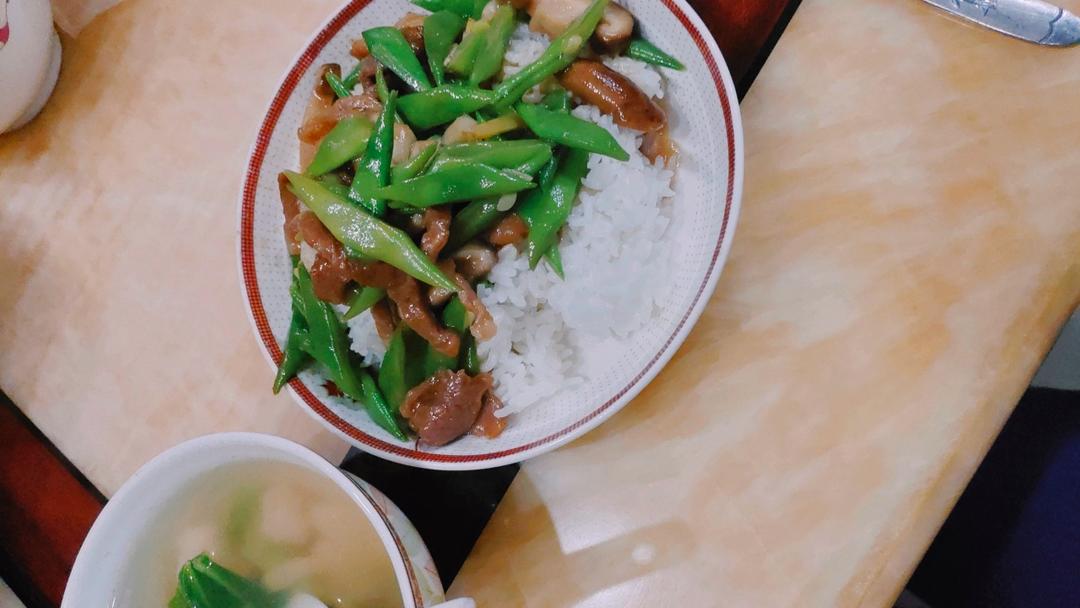 豆角肉丝饭