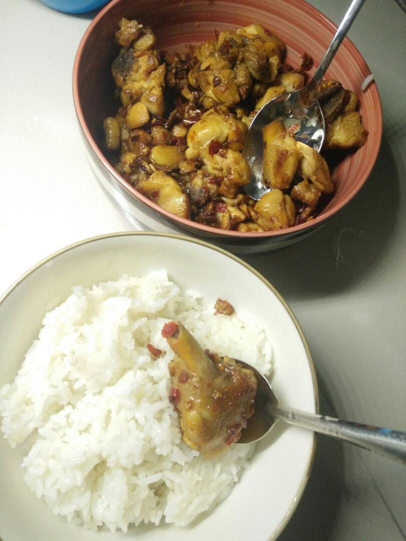 剁椒炒鸡丁