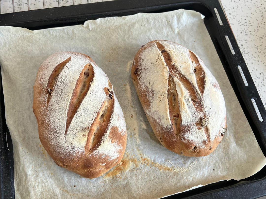 全麦蔓越莓核桃软欧包