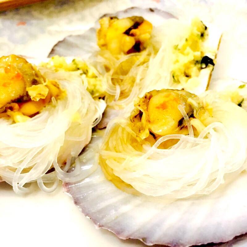 蒜蓉粉丝蒸扇贝