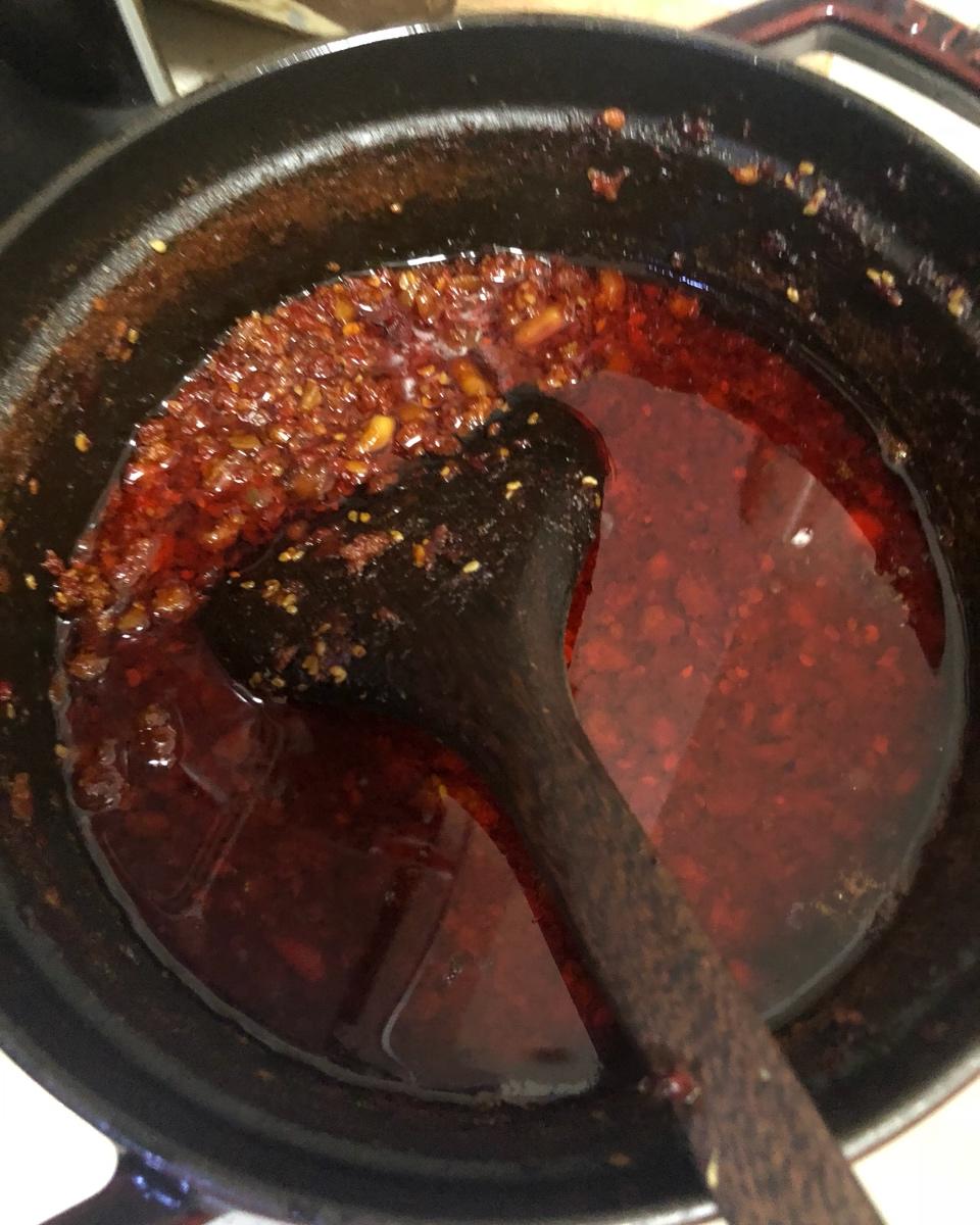 奶奶祖传秘制超香牛肉辣椒酱-下饭必备！