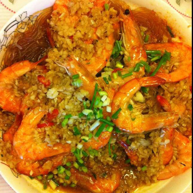 蒜蓉粉丝蒸大虾