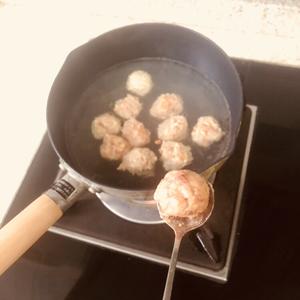 蛋皮肉卷+水煮Q弹肉丸的做法 步骤13