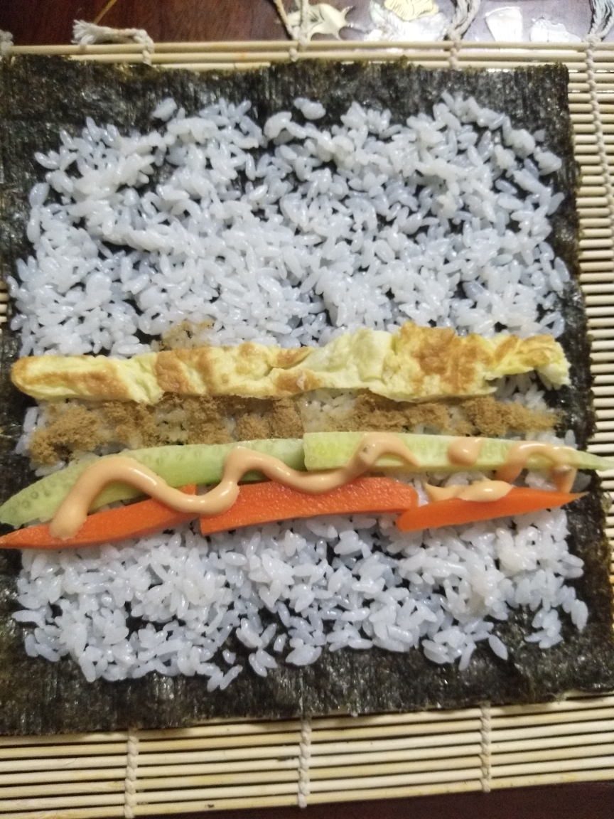 自制寿司小卷的做法 步骤9