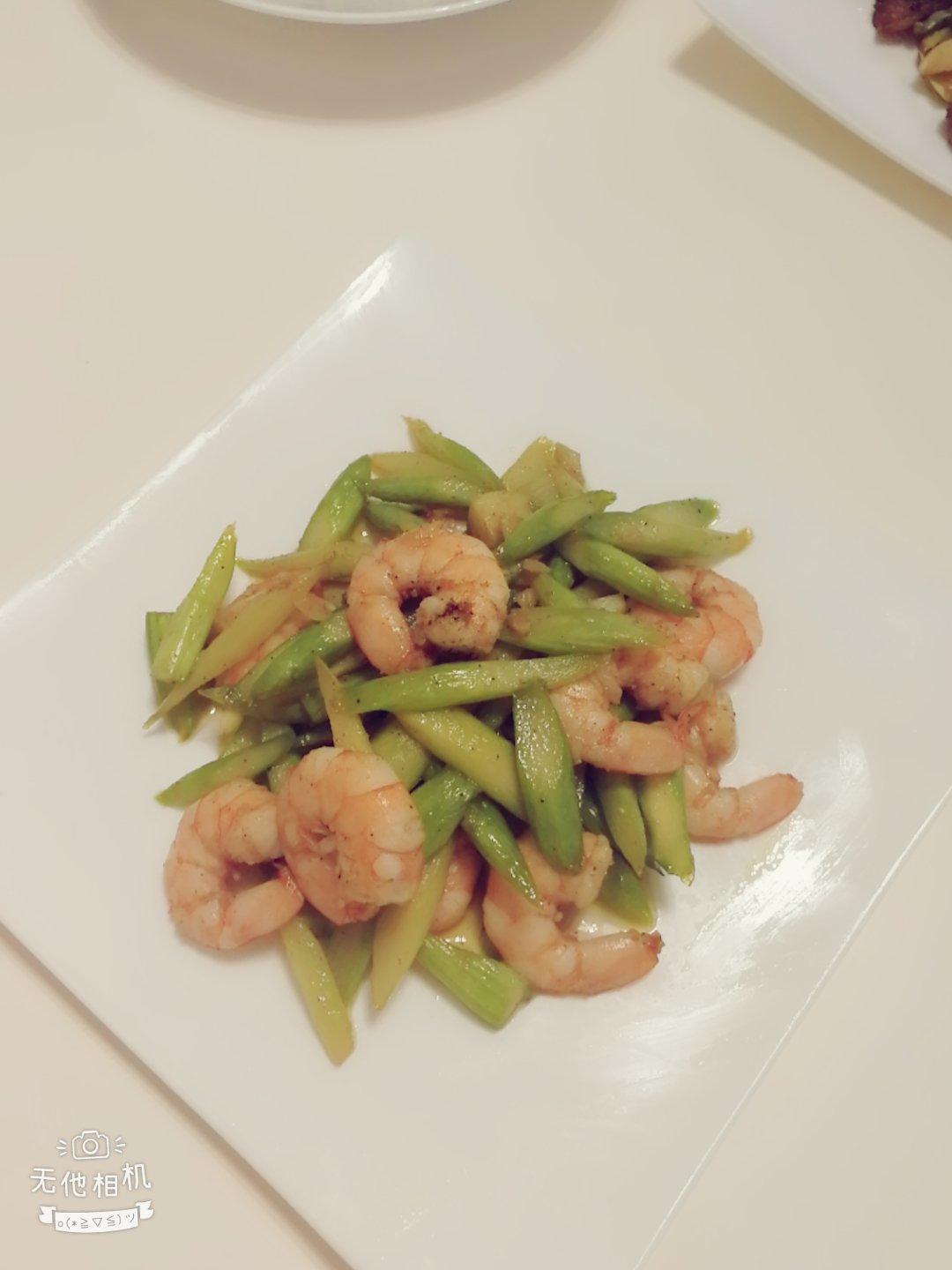 芦笋炒虾仁