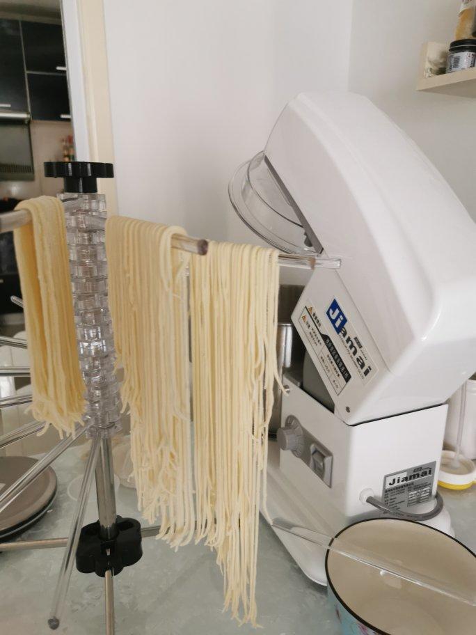 自制Q弹筋道的面条（压面机版）