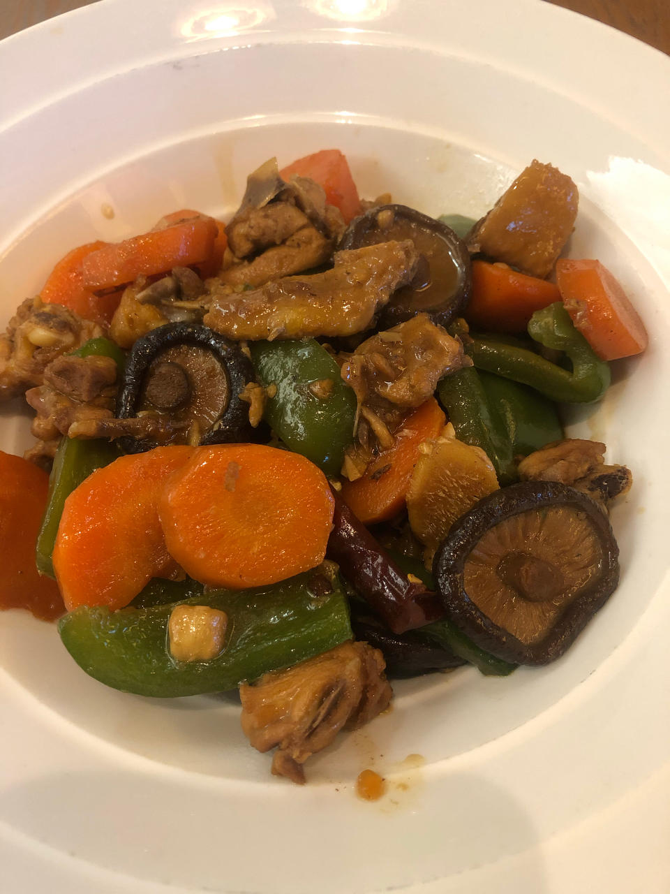 【黄焖鸡米饭】