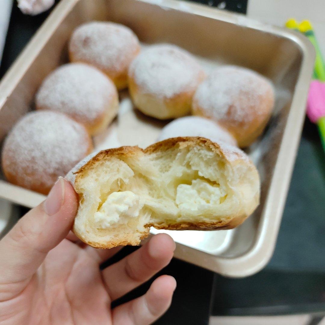 炼乳奶酪花朵面包