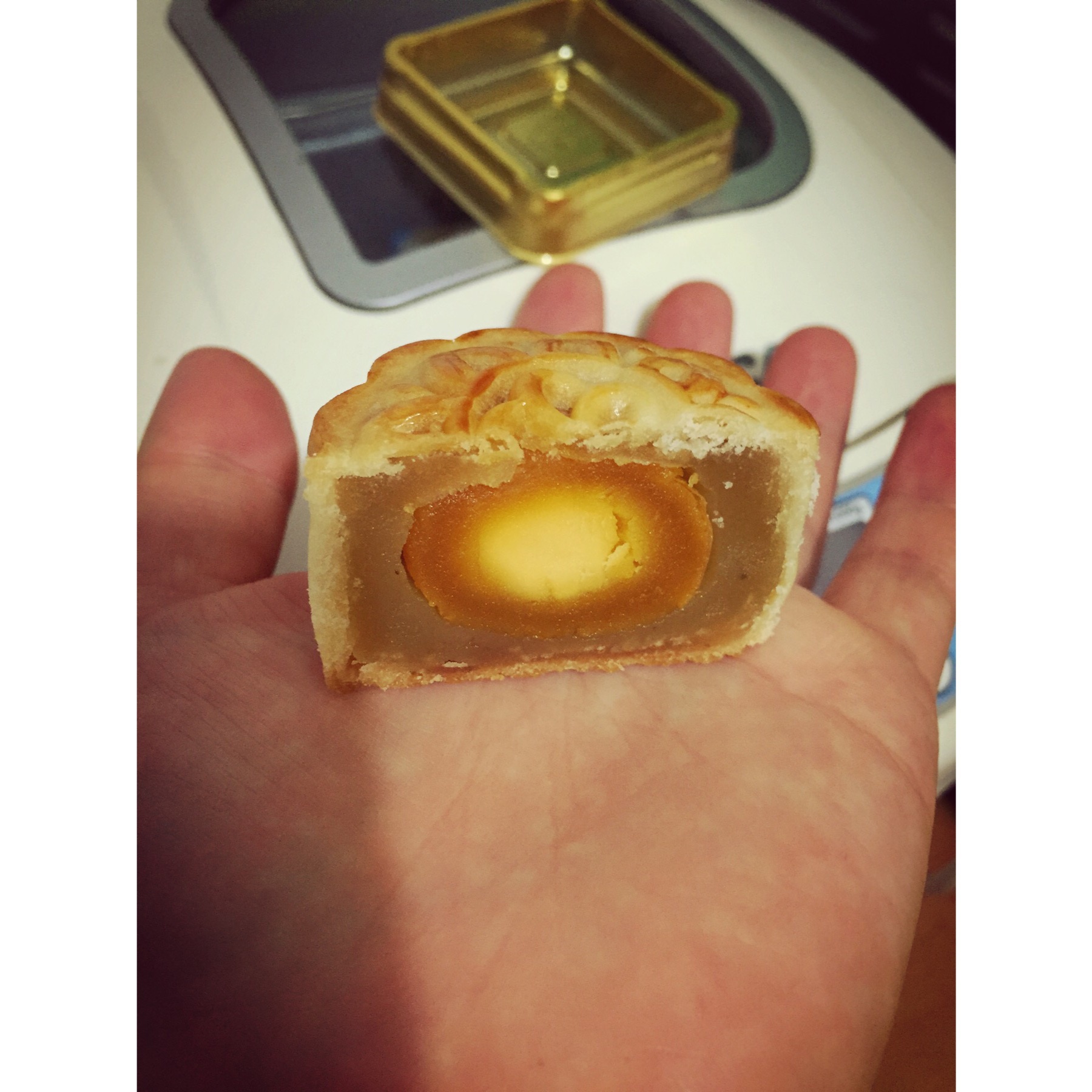 广式月饼——蛋黄莲蓉月饼