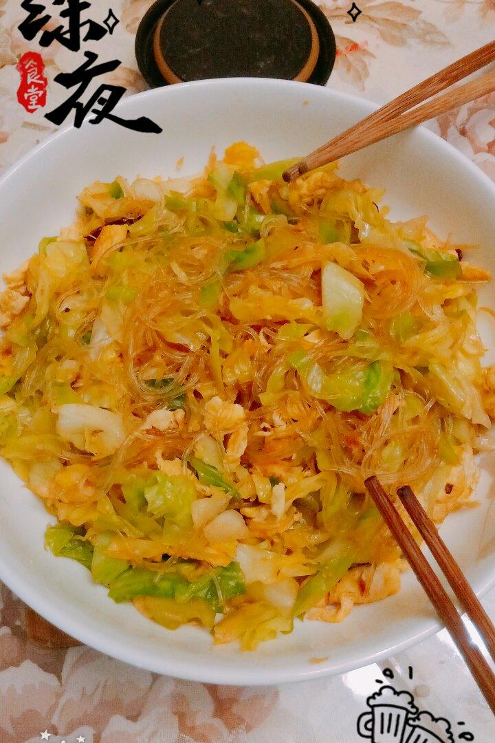 包菜粉丝炒鸡蛋